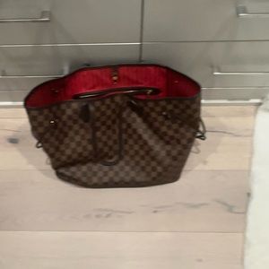 LV Neverfull GM with pouch
